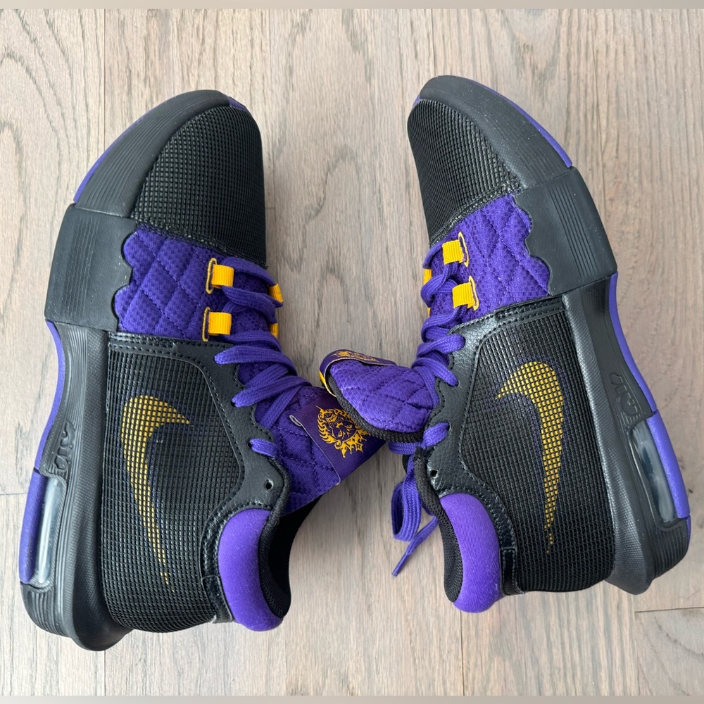Nike LeBron Witness 8. 2023-24 NBA Season. Size Men 8. Like NEW!